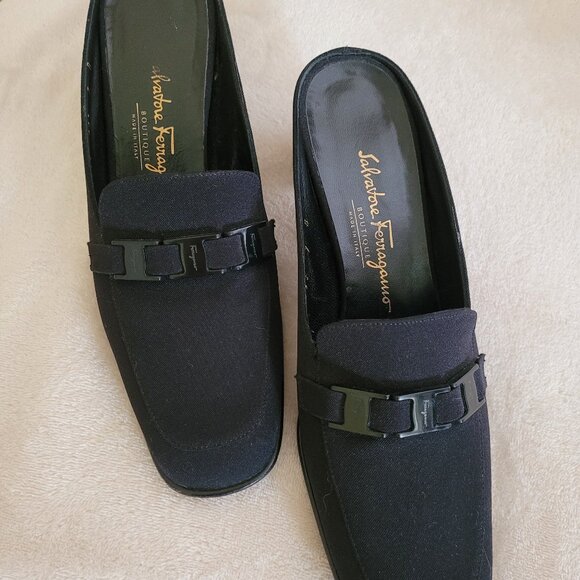 Salvatore Ferragamo Tourne Heeled Mule - Picture 1 of 4